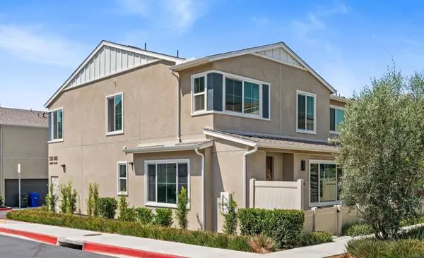 Fallbrook, CA 92028,360 Sweet PL