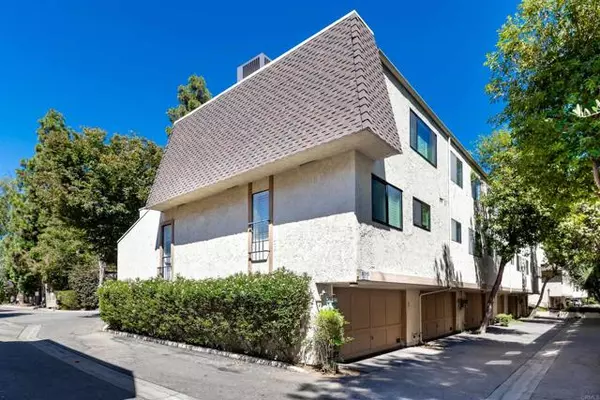 Woodland Hills, CA 91367,6145 Shoup AVE 41