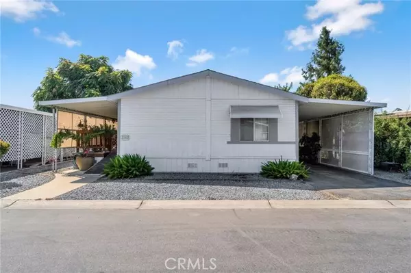 1218 E Cleveland AVE 142, Madera, CA 93638