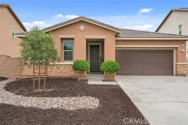 582 Clarence Muse LOOP, Perris, CA 92570