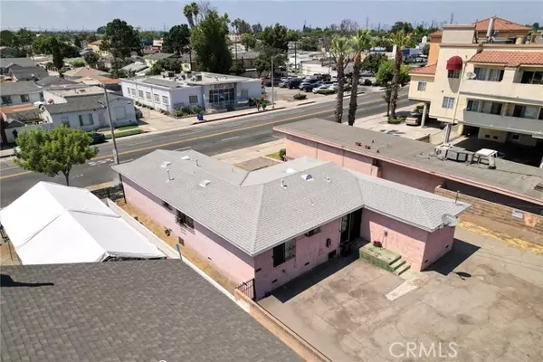 South Gate, CA 90280,10016 California