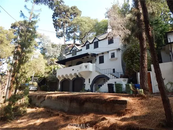 Los Angeles, CA 90046,1764 Prospect DR