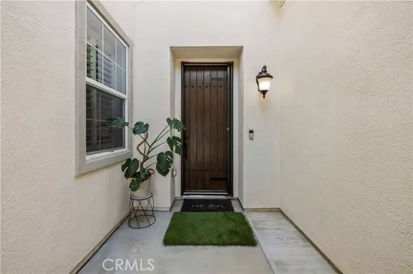 Valencia, CA 91354,28319 Chisel CT