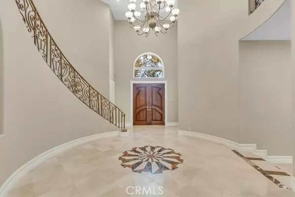 Valley Village, CA 91607,5150 Teesdale AVE