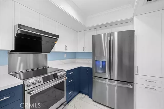 230 Bethany Rd. 117, Burbank, CA 91504