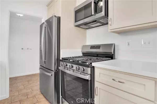 Winnetka, CA 91306,20214 COHASSET ST. UNIT #5