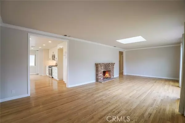 Valley Village, CA 91607,4640 Seratt PL