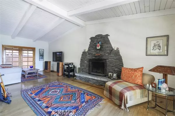 Woodland Hills, CA 91364,22526 Cass AVE