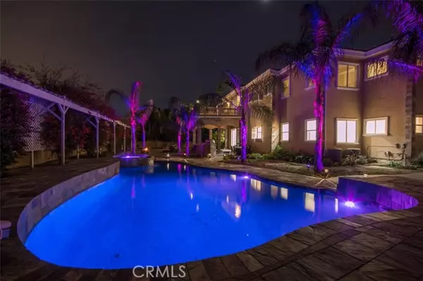 Chatsworth, CA 91311,10062 Valley Circle BLD