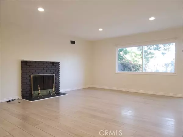 Granada Hills, CA 91344,17623 Clymer ST