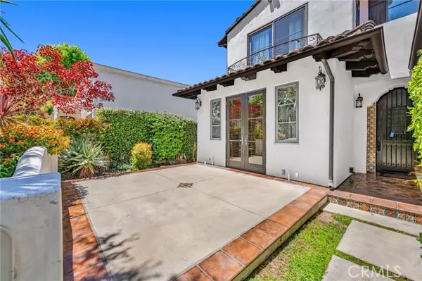 Redondo Beach, CA 90277,221 Via Alameda