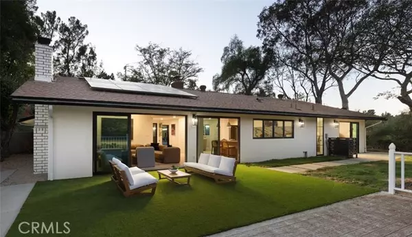 North Tustin, CA 92705,10141 Overhill DR