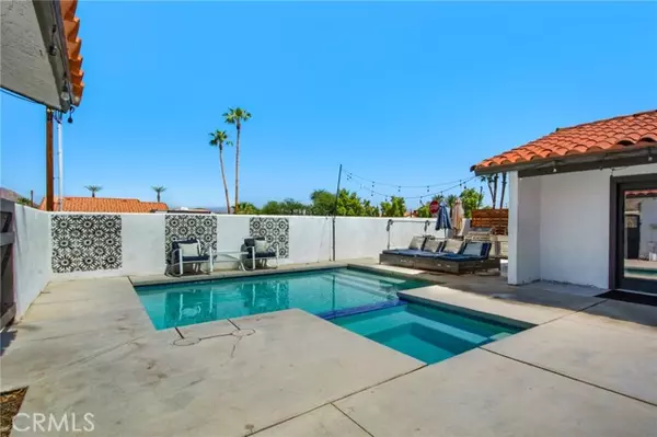 La Quinta, CA 92253,52525 Avenida Bermudas