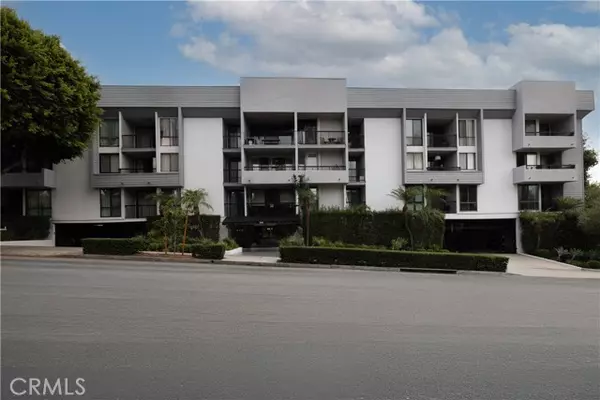 West Hollywood, CA 90069,906 Doheny DR 303