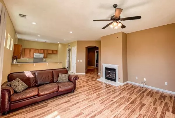 Bakersfield, CA 93306,14303 Terrazzo DR