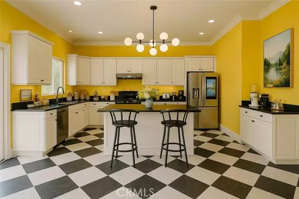 Monterey Park, CA 91754,218 North MC Pherrin AVE