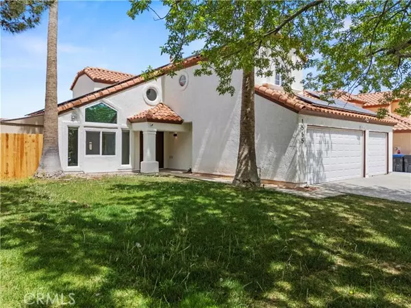 1555 Berkshire Dr., Palmdale, CA 93551