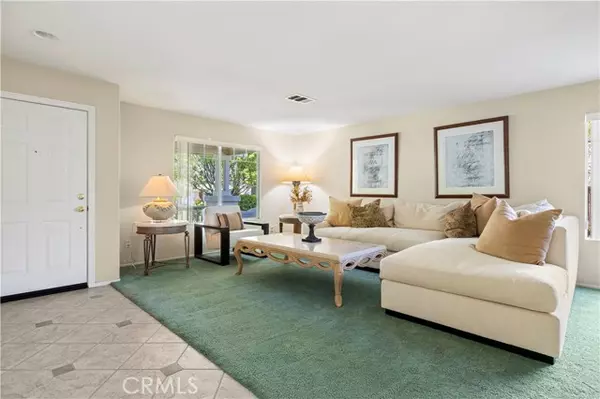 Castaic, CA 91384,28632 Black Oak LN