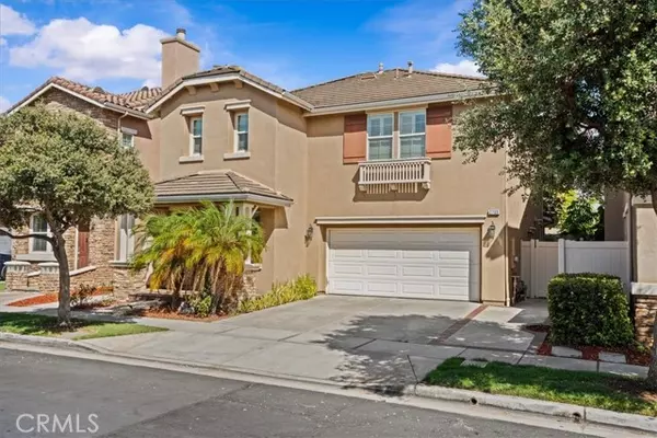 2709 W Madison Cir, Anaheim, CA 92801