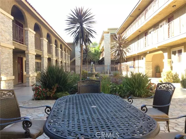 La Crescenta, CA 91214,3220 Altura AVE