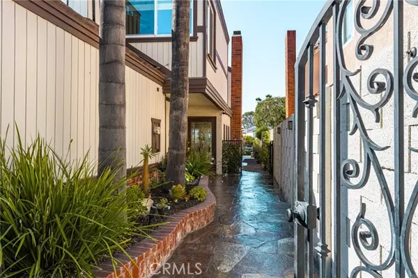 Lake Forest, CA 92630,22661 Pine Lake LN