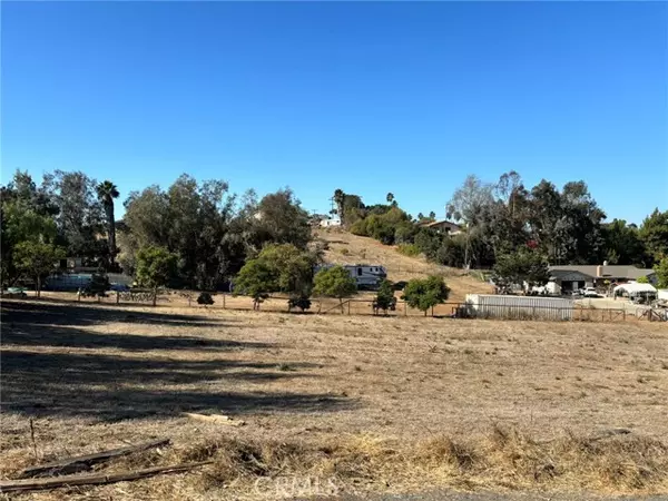 Vista, CA 92084,2740 High Mead