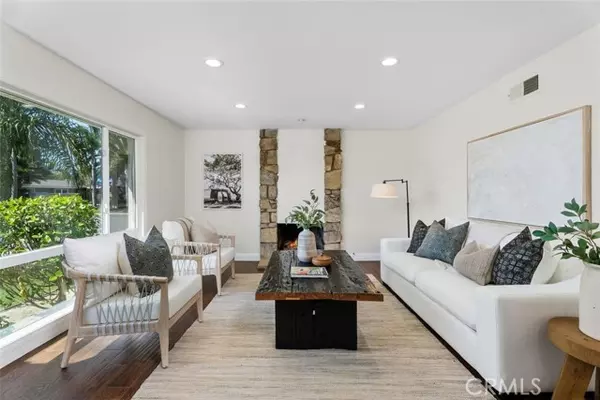 Huntington Beach, CA 92646,22042 Surfrider LN