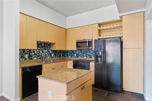 Long Beach, CA 90802,388 Ocean BLD 709