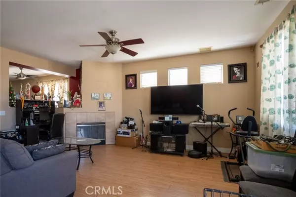 Lancaster, CA 93534,1609 Sutherland ST