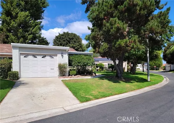 Laguna Woods, CA 92637,3230 Via Carrizo D