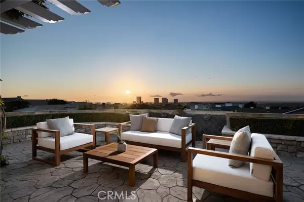 Newport Beach, CA 92660,2001 Yacht Resolute