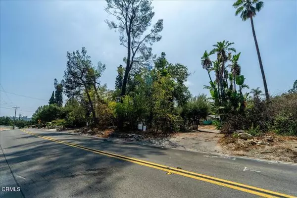 Altadena, CA 91001,2347 N Altadena DR