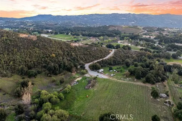 39948 Avenida La Cresta, Murrieta, CA 92562