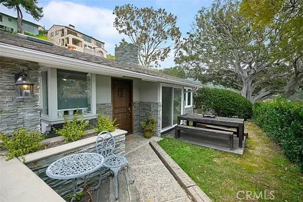 Laguna Beach, CA 92651,967 Oriole DR