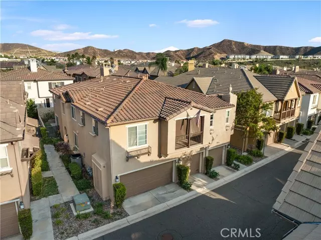 28448 Mirabelle LN, Saugus, CA 91350