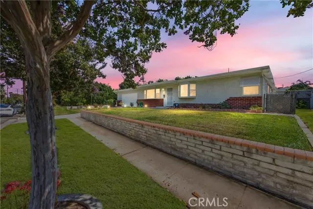 1185 W Cypress AVE, Redlands, CA 92373