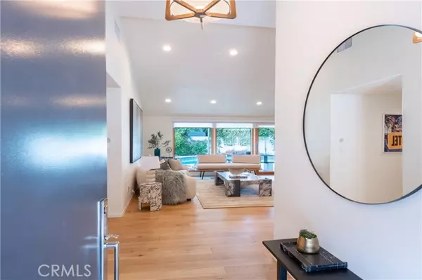 Encino, CA 91436,4533 Collett AVE