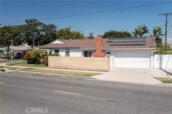 Lakewood, CA 90713,4502 Adenmoor