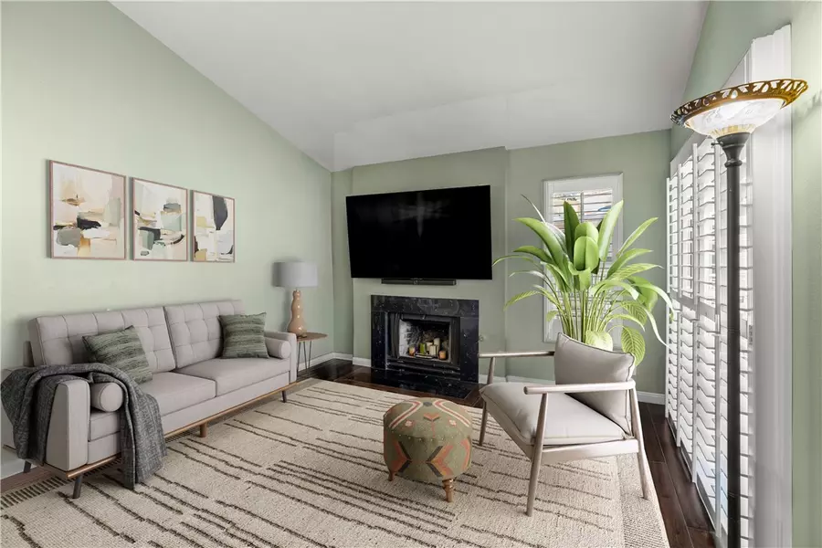 645 Chestnut AVE 318, Long Beach, CA 90802