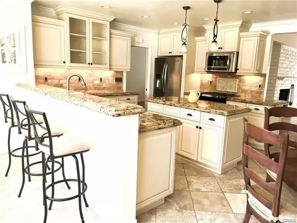 Woodland Hills, CA 91367,5341 Dubois AVE