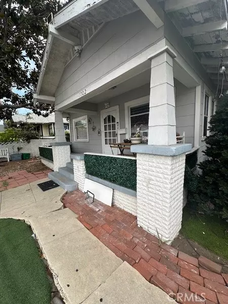 1702 Freeman, Long Beach, CA 90804