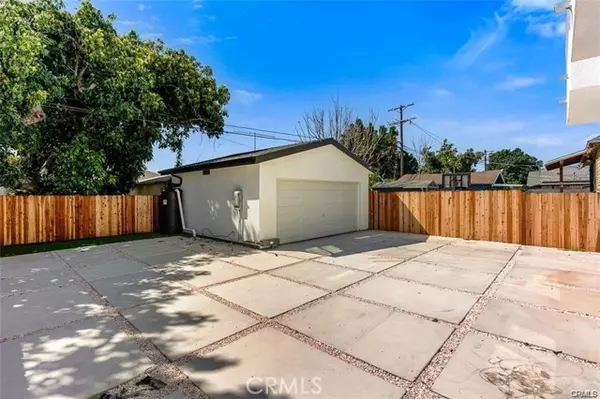 Los Angeles, CA 90037,136 W 48th ST