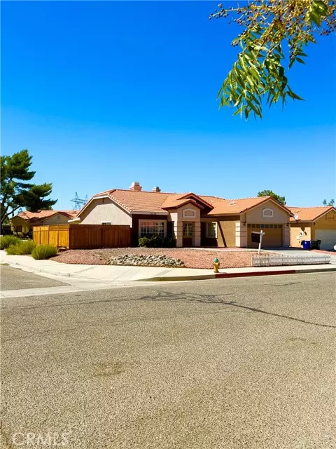 Victorville, CA 92394,17074 Grand Mammoth PL