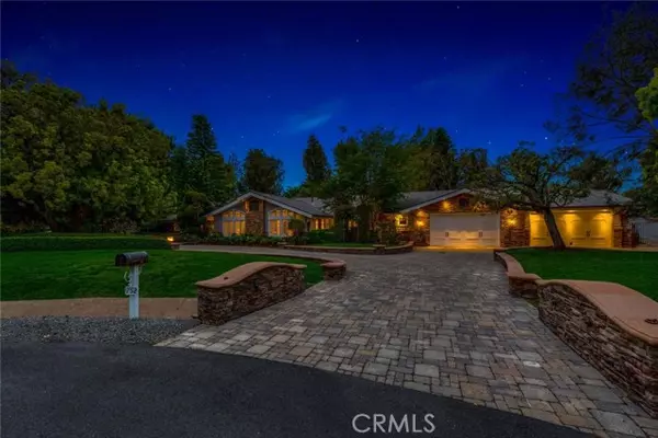 752 N Creekview DR, Orange, CA 92869