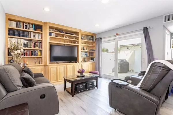 Reseda, CA 91335,19036 Kittridge ST 1