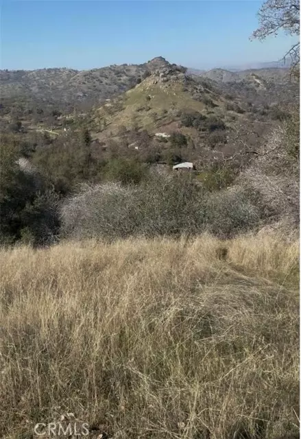 0 Chuckwagon RD, Squaw Valley, CA 93675