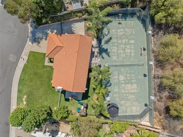 Saugus, CA 91350,20906 Susan Carole DR