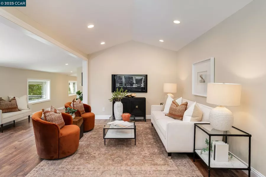 18698 Cull Canyon Rd, Castro Valley, CA 94552