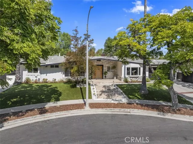 23761 Ladrillo ST, Woodland Hills, CA 91367