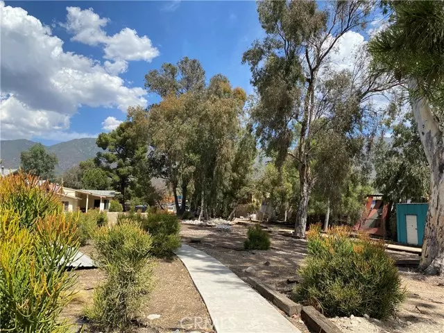 Devore, CA 92407,19216 Kendell